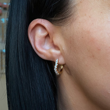 Aurora Diamond Hoops – 18K apzeltīti riņķīšu auskari