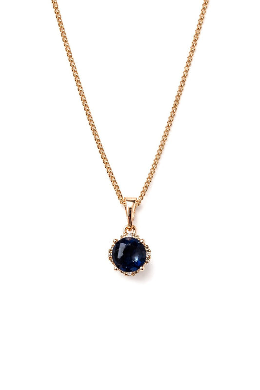 Apzeltīta kaklarota ar tumši zilu kulonu un cirkonijiem - 18k - apzeltita - rotas