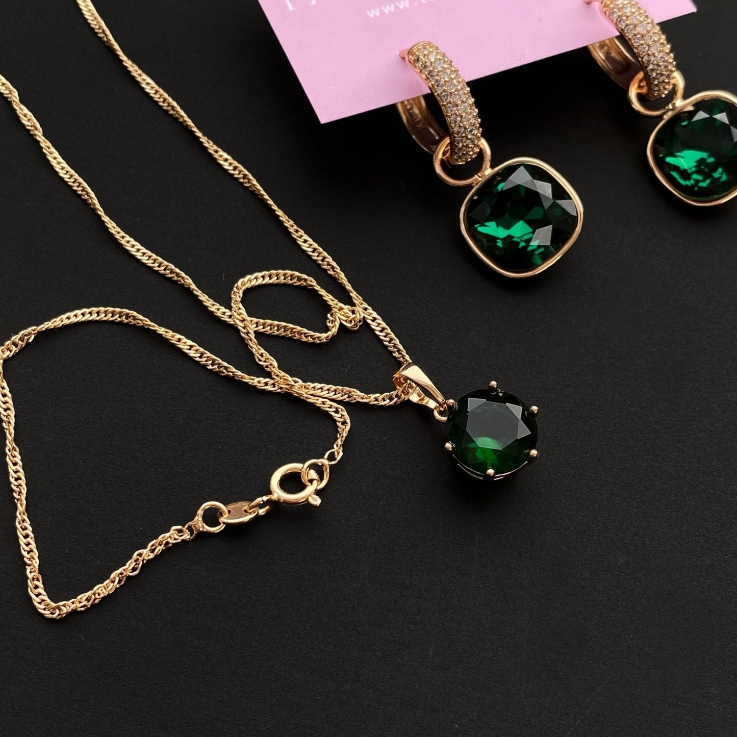 Apzeltīta kaklarota ar zaļu cirkoniju - 18k - apzeltita - rotas