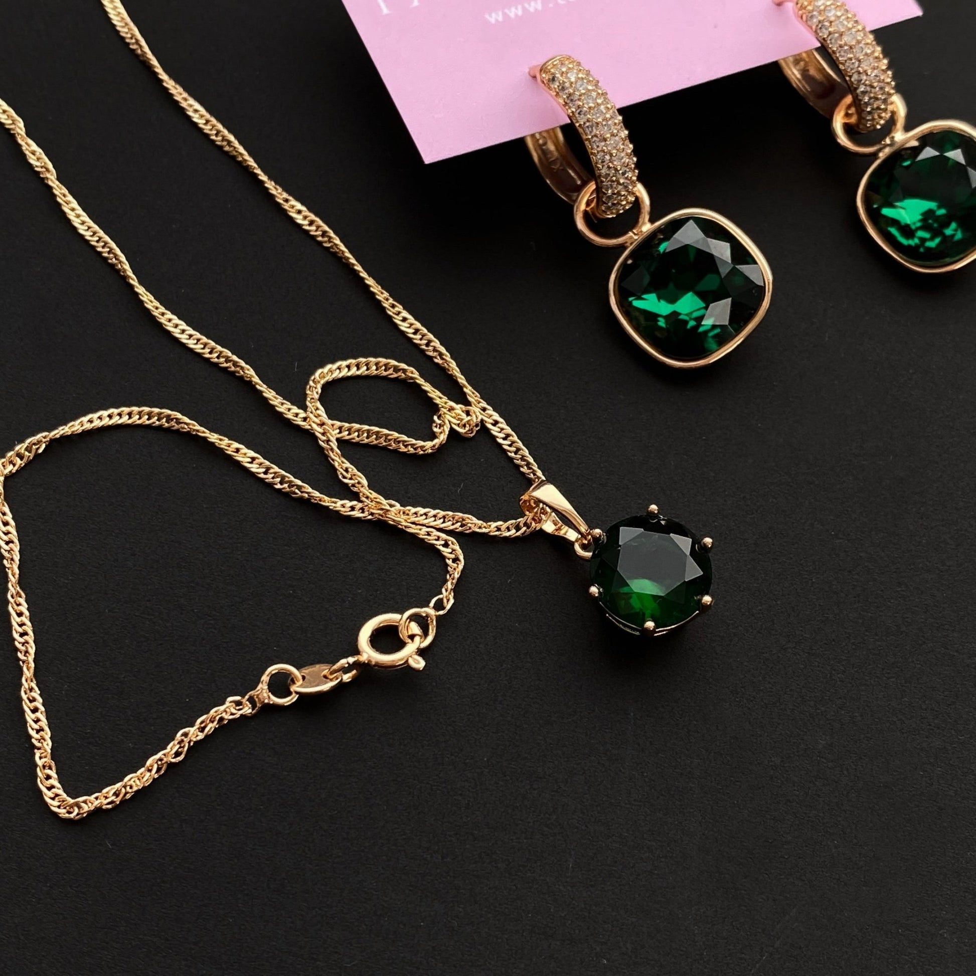 Apzeltīta kaklarota ar zaļu cirkoniju - 18k - apzeltita - rotas