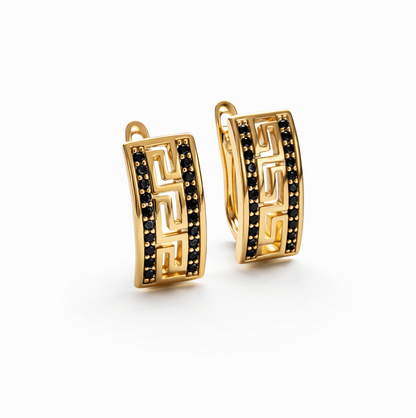 Apzeltīti auskari ar grieķu rakstu un melniem cirkonijiem - 18k - apzeltita - rotas