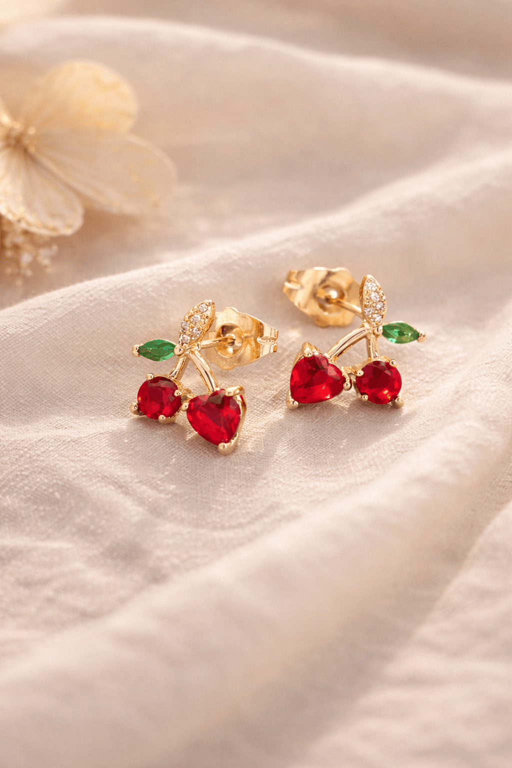 Apzeltīti auskari ar ķiršiem un cirkonijiem - 18k - apzeltita - rotas