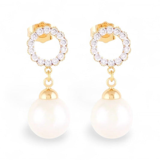 Apzeltīti nagliņauskari ar pērlīti