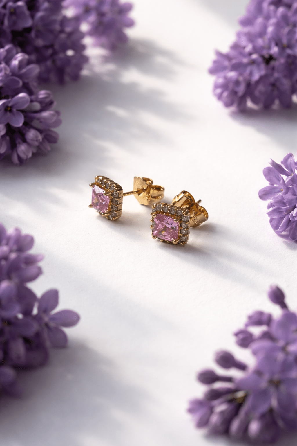 Apzeltīti nagliņu auskari ar maigi rozā cirkoniju - 18k - apzeltita - rotas