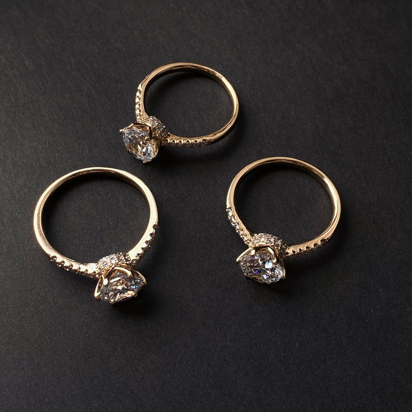 Apzeltīts gredzens ar cirkoniju – apzeltītas rotaslietas | Tavas Rotas