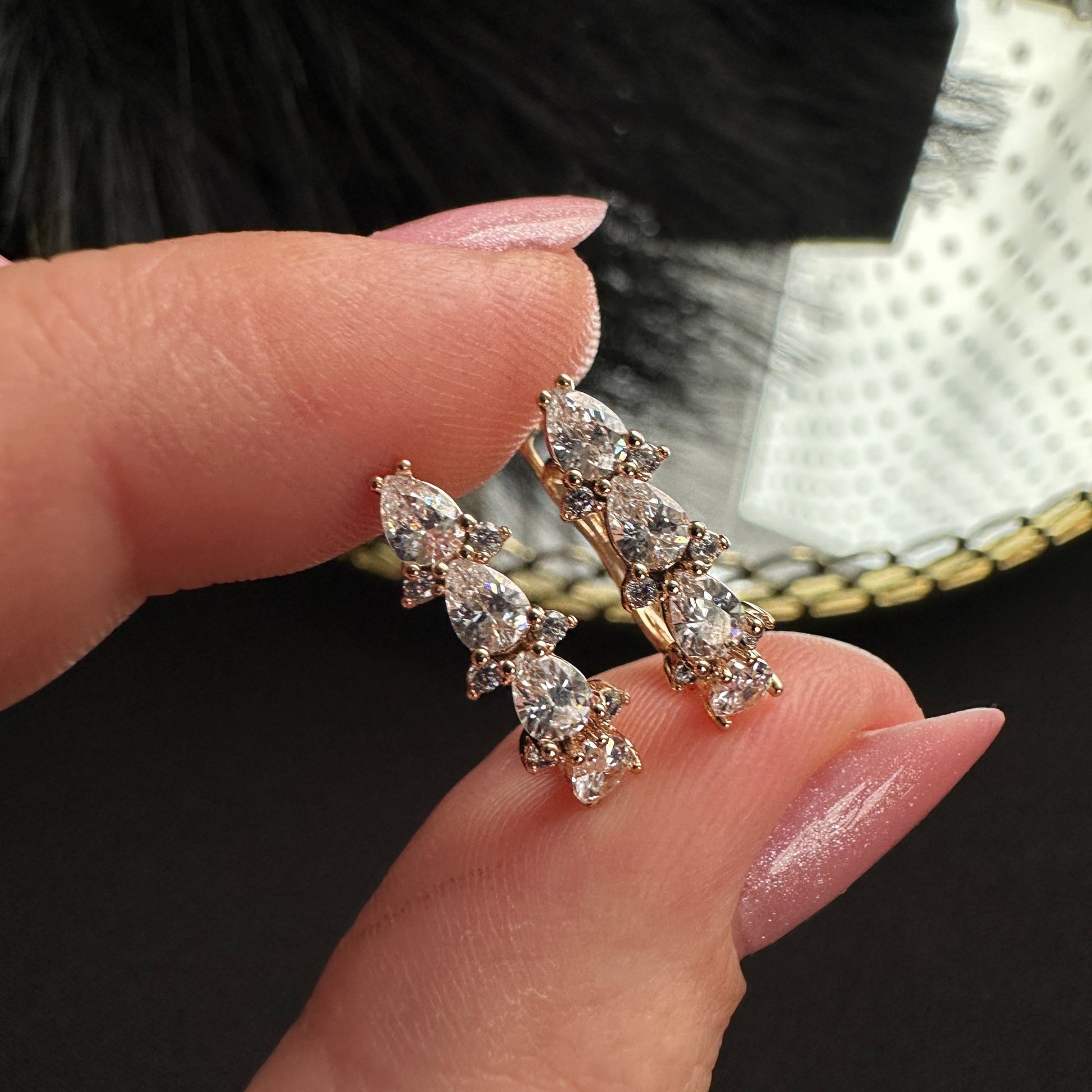 Crystal Drop – Apzeltīti auskari ar cirkonijiem – apzeltītas rotaslietas | Tavas Rotas