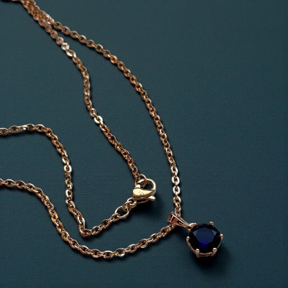 Deep Blue – apzeltīta kaklarota ar tumši zilu kristālu - 18k - apzeltita - rotas