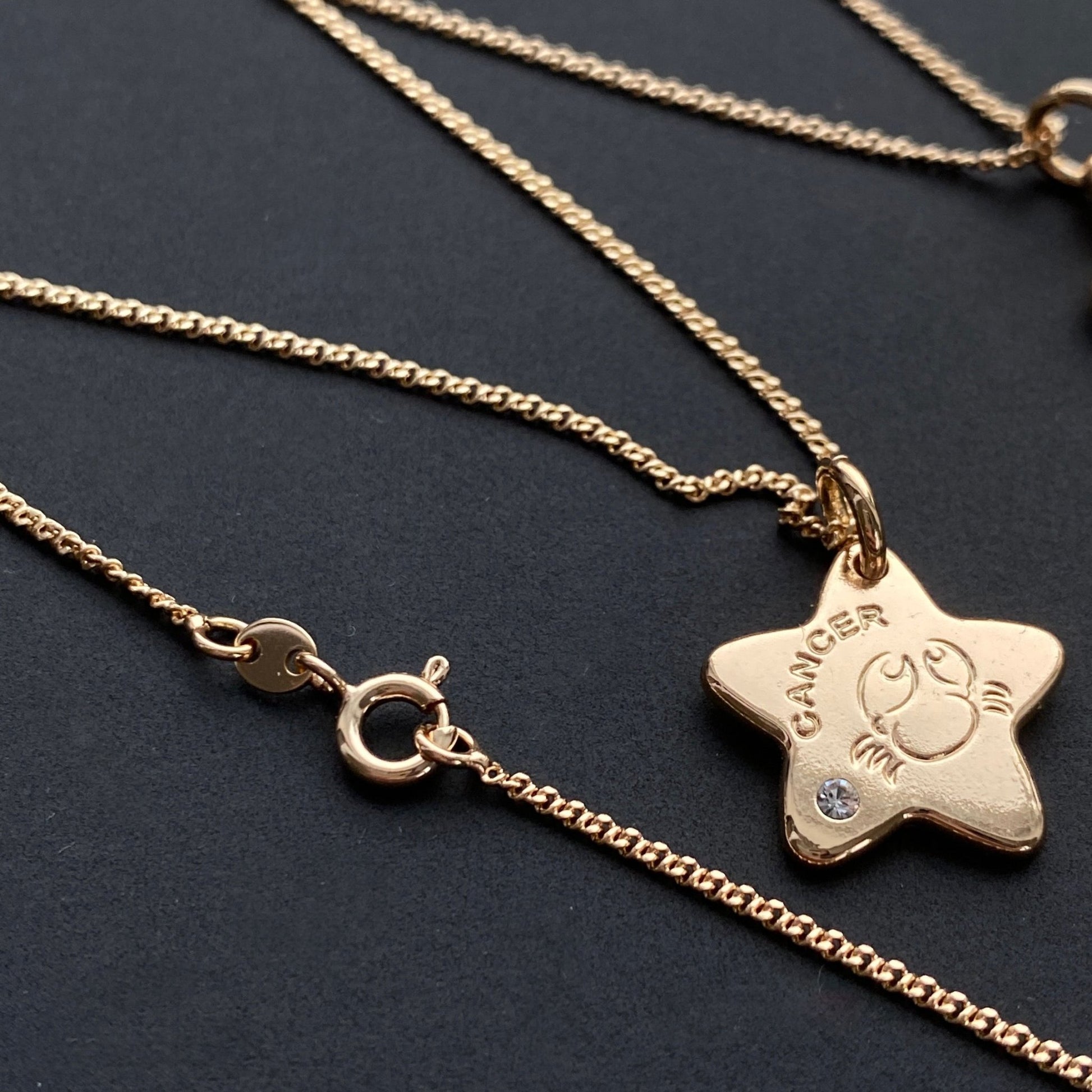 Divpusēja horoskopa kaklarota ar cirkoniju - 18k - apzeltita - rotas