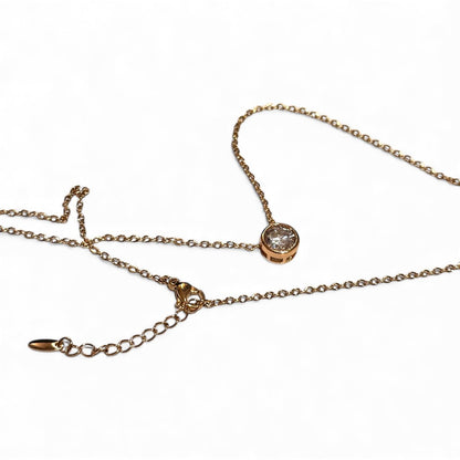  - Livia Gold - Apzeltīta kaklarota ar kulonu - 3