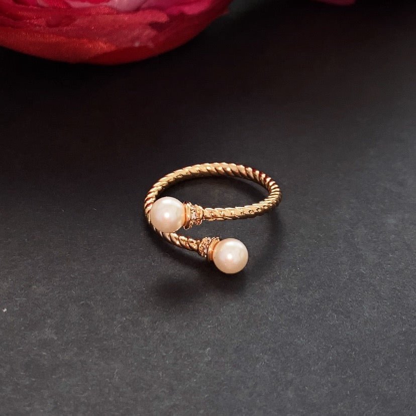 PEARL RING