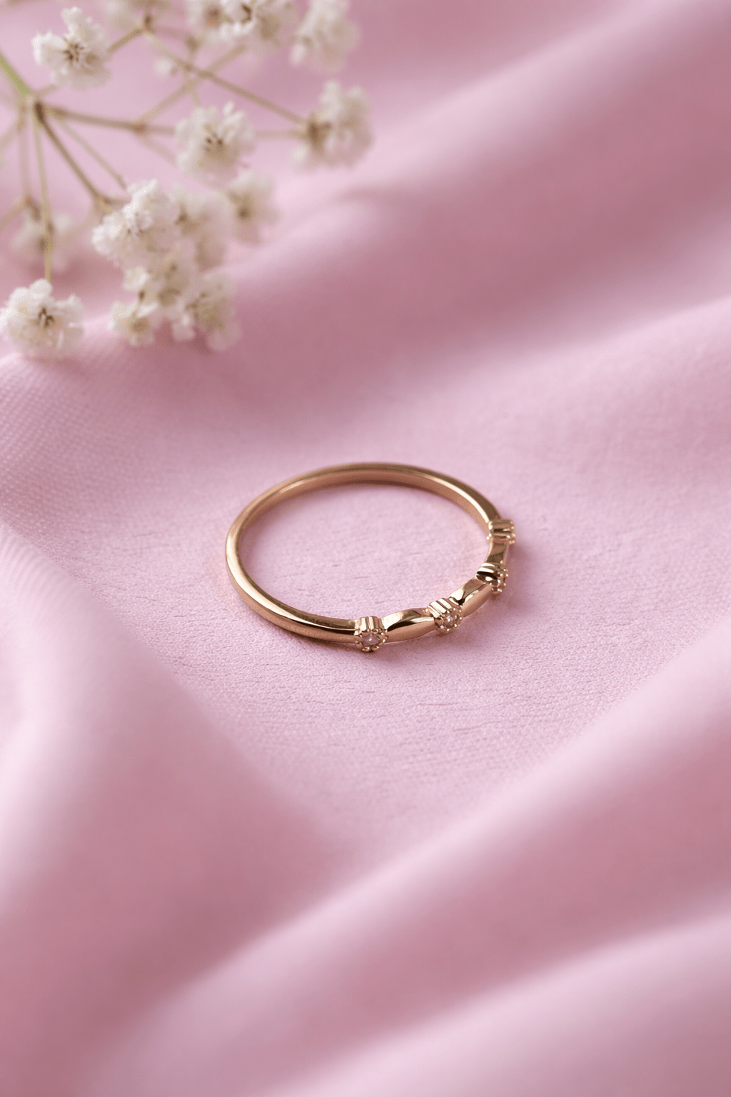 Smalks apzeltīts gredzens ar cirkonijiem - 18k - apzeltita - rotas