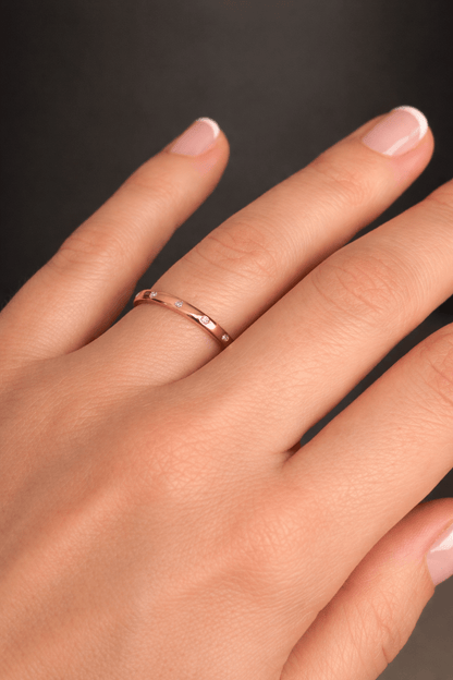 Smalks apzeltīts gredzens ar cirkonijiem - 18k - apzeltita - rotas