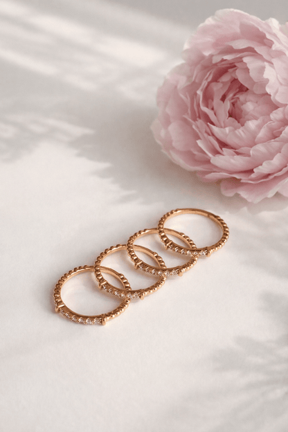 Smalks apzeltīts gredzens ar cirkonijiem - 18k - apzeltita - rotas